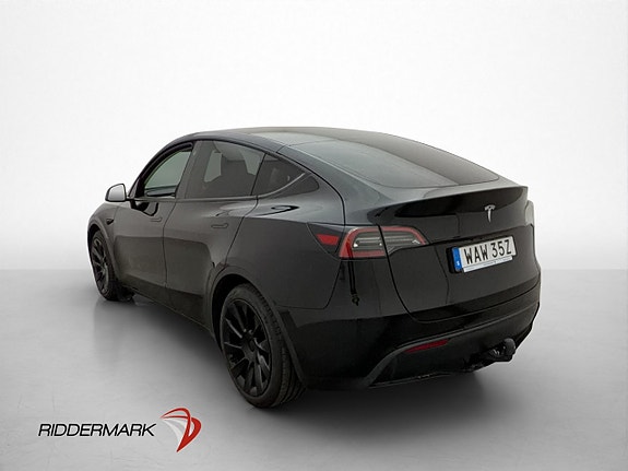 Tesla Model Y 6 of 30