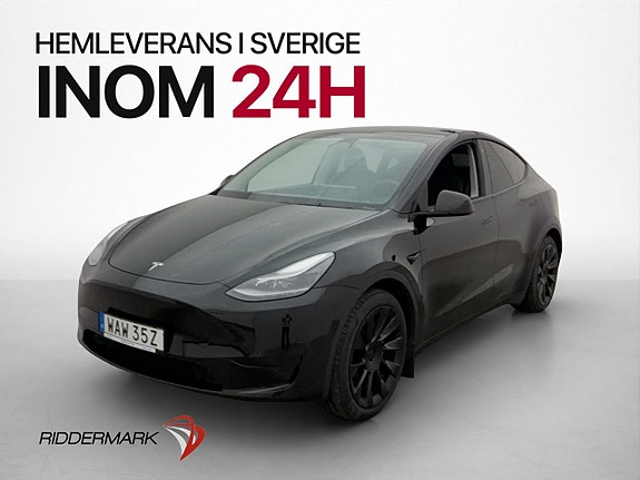 Tesla Model Y 4 of 30