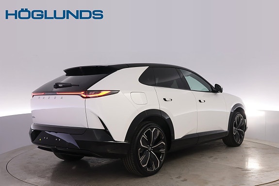 Mazda CX-6e 4 of 30