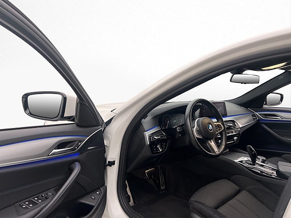 BMW 530e 11 of 30