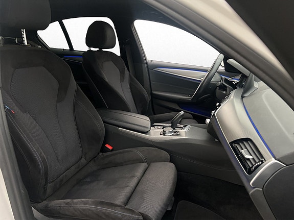 BMW 530e 17 of 30