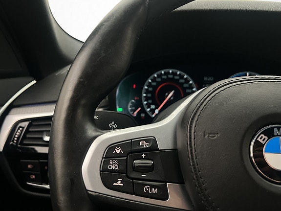BMW 530e 22 of 30