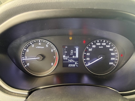 Hyundai i20 10 of 10