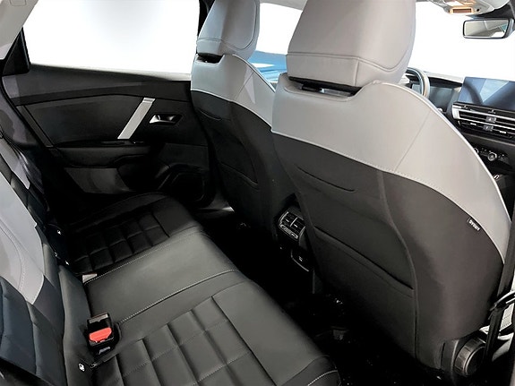Citroen C4 X 12 of 15