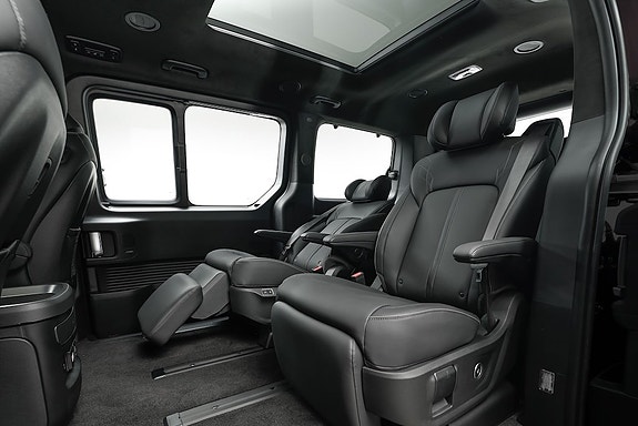 Hyundai Staria 5 of 8