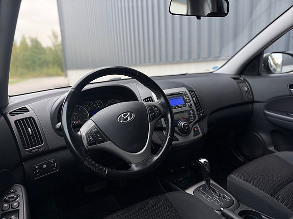 Hyundai i30 11 of 16