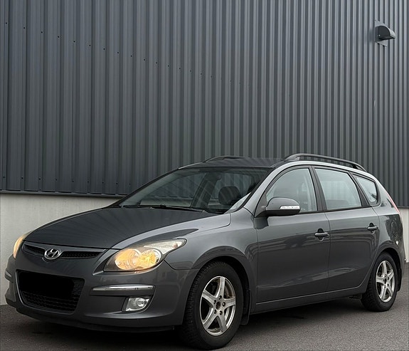 Hyundai i30 3 of 16