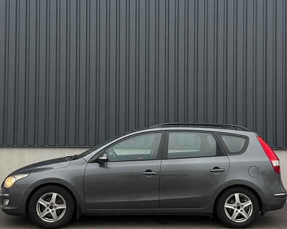 Hyundai i30 15 of 16