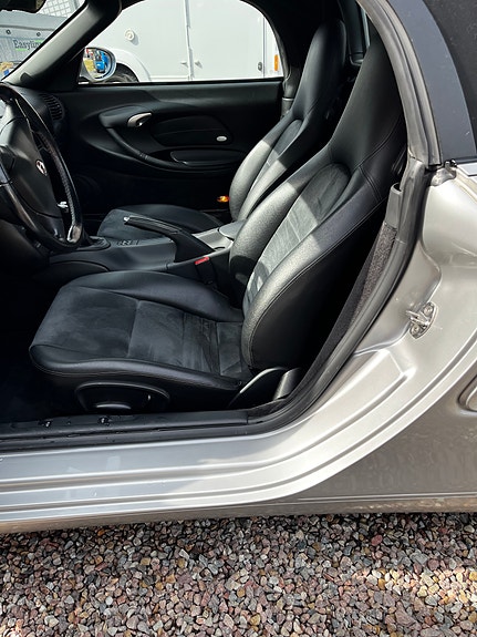 Porsche Boxster 8 of 11