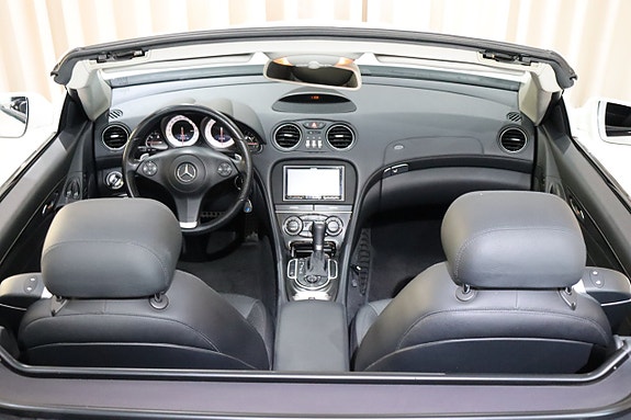 Mercedes-Benz SL350 14 of 27