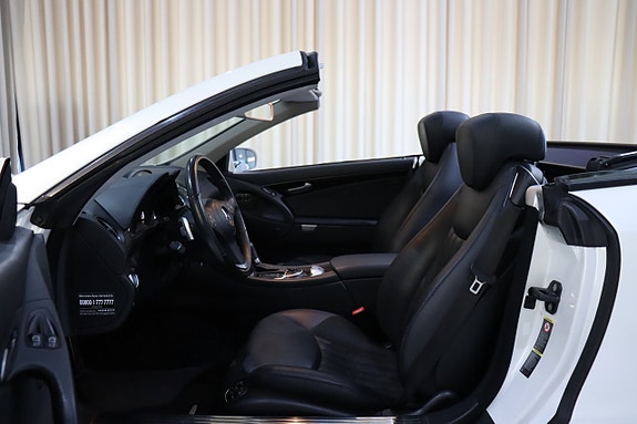 Mercedes-Benz SL350 15 of 27