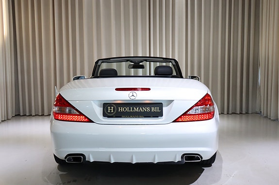 Mercedes-Benz SL350 9 of 27