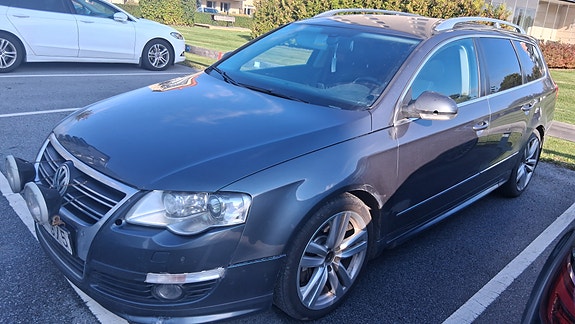 Volkswagen Passat 3 of 5