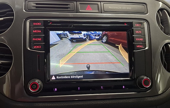 Volkswagen Tiguan 22 of 30