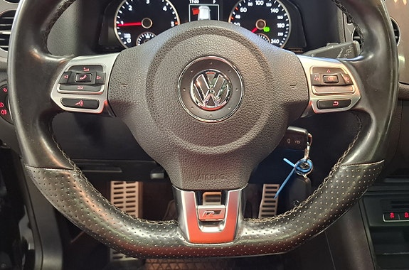 Volkswagen Tiguan 27 of 30