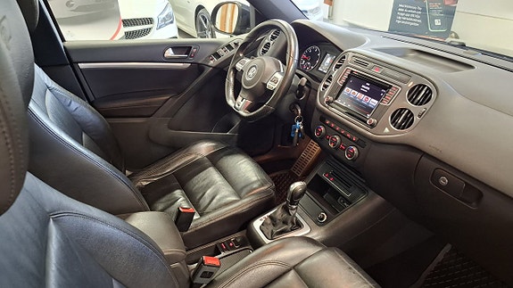 Volkswagen Tiguan 12 of 30