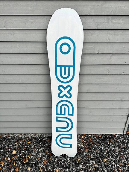 Snowboard - GNU x Airblaster 151