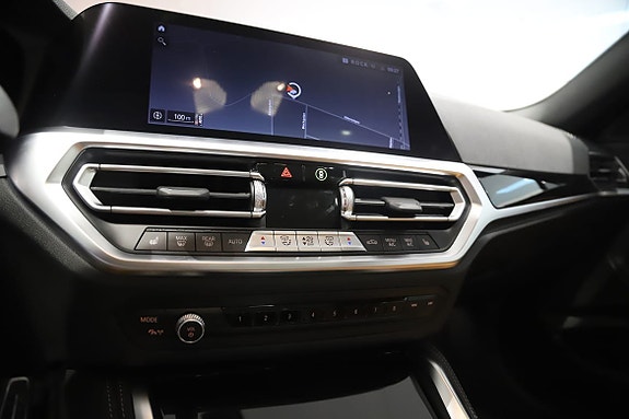 BMW 220i 10 of 12