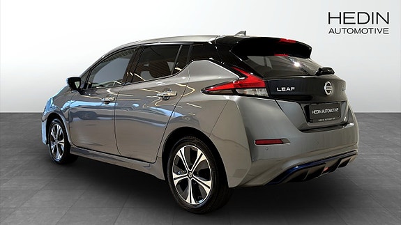 Nissan Leaf 4 of 12