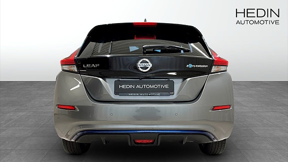 Nissan Leaf 5 of 12