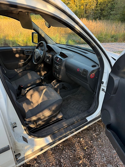 Opel Combo 7 of 10