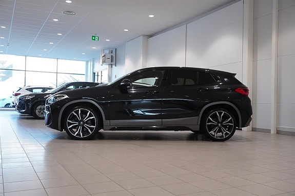 BMW X2 4 of 14