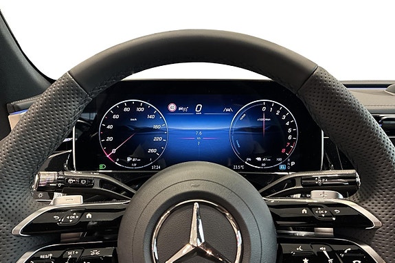 Mercedes-Benz E300 e 7 of 13