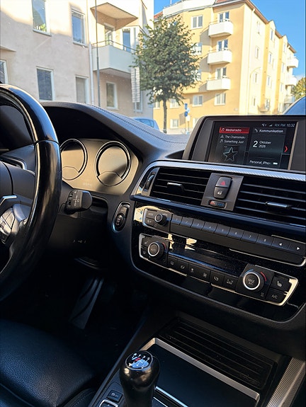 BMW 118i 4 of 4