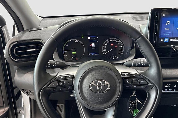 Toyota Yaris 10 of 11