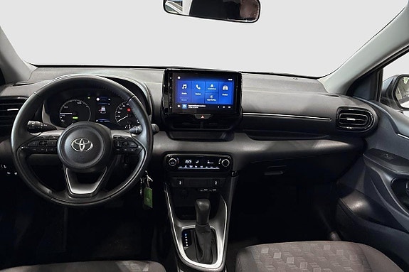 Toyota Yaris 9 of 11