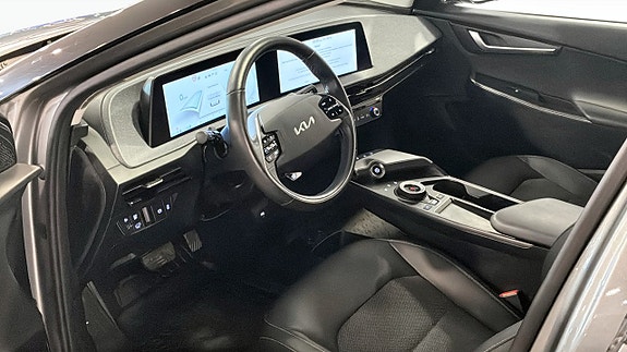 Kia EV6 10 of 20