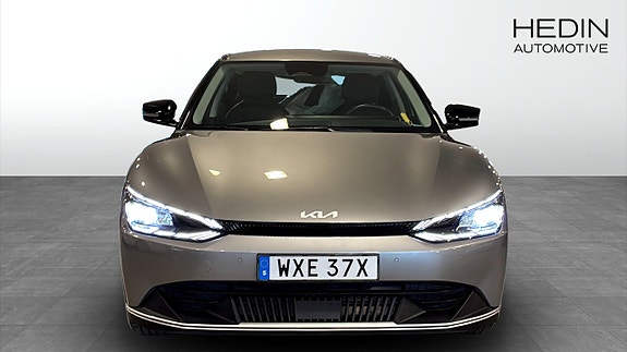 Kia EV6 8 of 20