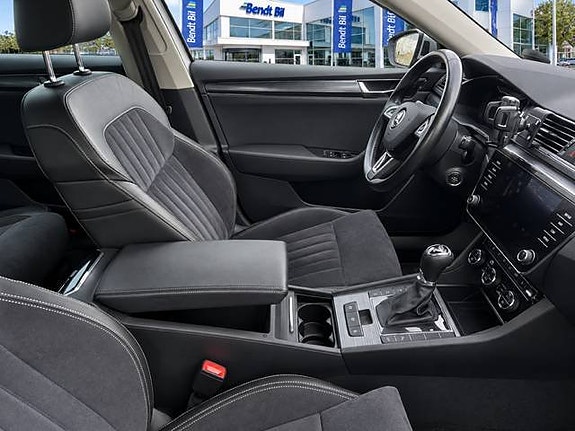 Skoda Superb 3 of 4