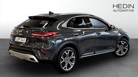 Kia XCeed 2 of 9