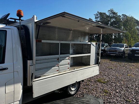 Volkswagen Transporter 8 of 19