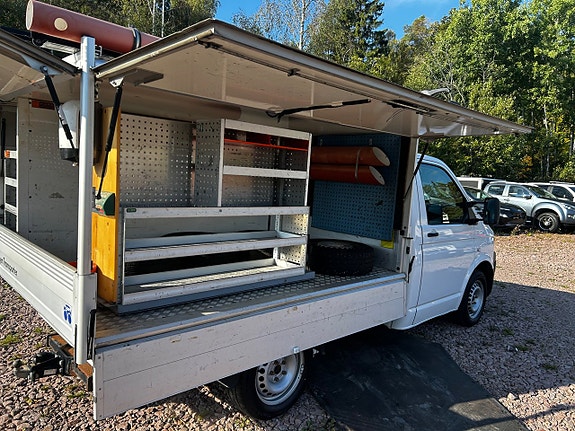 Volkswagen Transporter 11 of 19