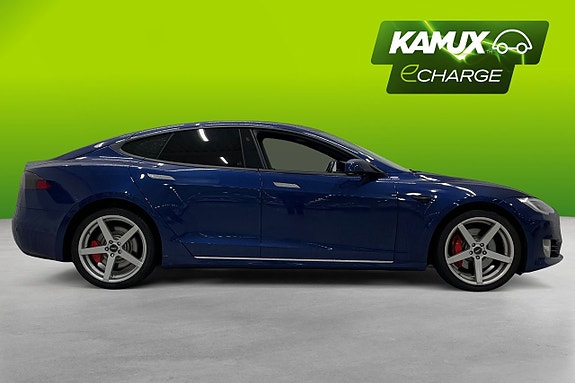 Tesla Model S 4 of 6