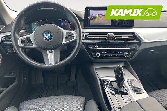 BMW 520 11 of 26