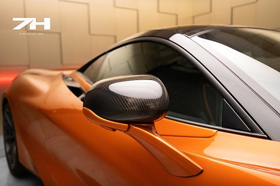 McLaren 720S 22 of 30