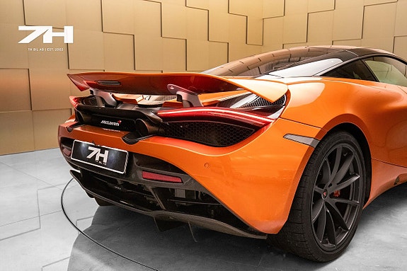 McLaren 720S 26 of 30