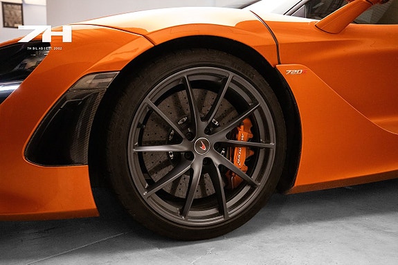McLaren 720S 21 of 30