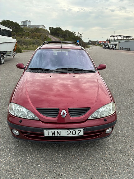 Renault Megane I 2 of 10