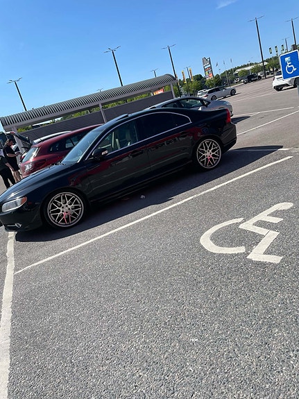 Volvo S80 4 of 4
