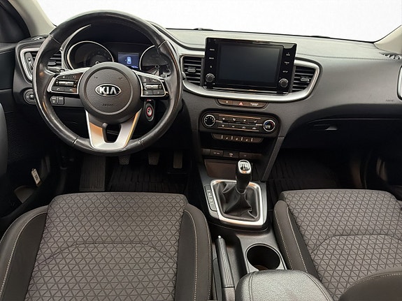 Kia Ceed 11 of 30
