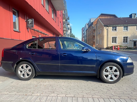 Skoda Octavia 4 of 9