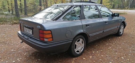 Ford Scorpio 3 of 11