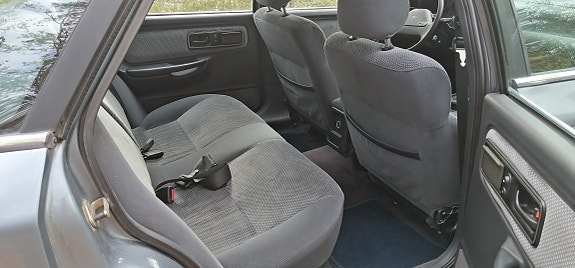 Ford Scorpio 9 of 11