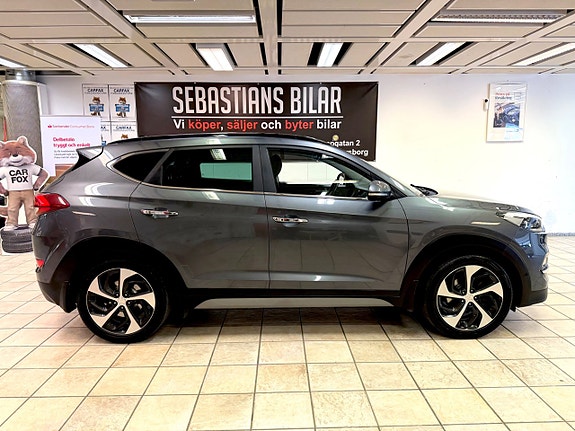 Hyundai Tucson 2 of 16
