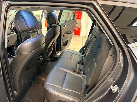 Hyundai Tucson 15 of 16