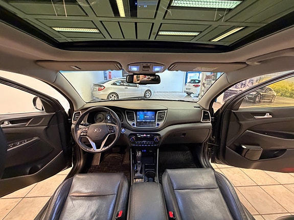 Hyundai Tucson 10 of 16